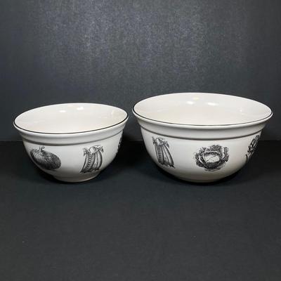 LOT 182: Vintage Mixing / Casserole Dishes - Pfaltzgraff Farmer's Market, Rorstrand Sweden Silja, Corning Ware and The Franklin Mint...