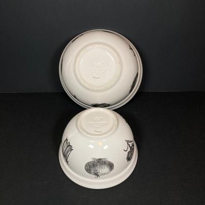 LOT 182: Vintage Mixing / Casserole Dishes - Pfaltzgraff Farmer's Market, Rorstrand Sweden Silja, Corning Ware and The Franklin Mint...