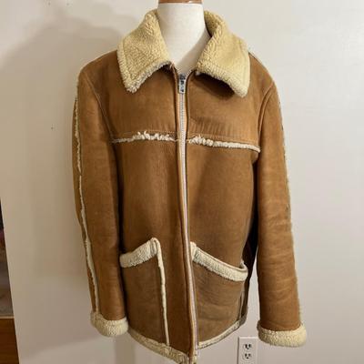 Mens Vintage Leather and Sherpa Lined Jacket