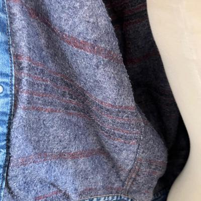 Men' Vintage Levi's & Shepler's Lot - Jackets, Vest, Sherpa