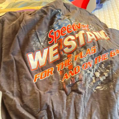 Over 40 Vintage Contemporary T-Shirts, Tshirts