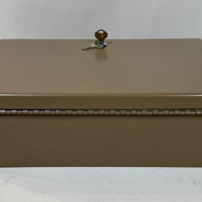 Metal Lock Box with key