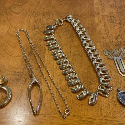 Misc gold tone jewelry and cameo