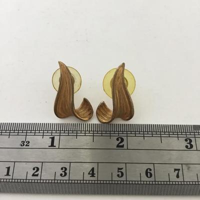 Sale Photo Thumbnail #4: See attached pictures