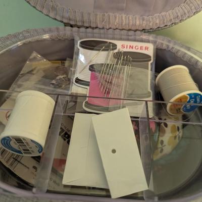 Sewing Basket With Supplies (DR)