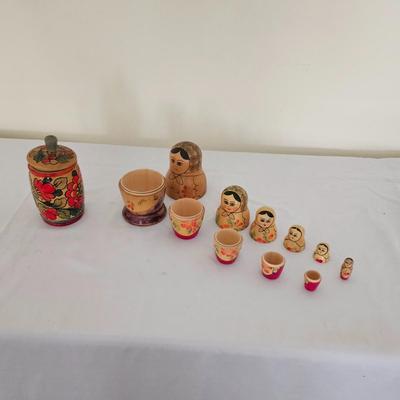 Russian Matryoshka Doll & More (LR-JS)