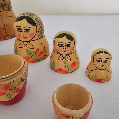 Russian Matryoshka Doll & More (LR-JS)