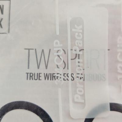 Different Brands Of Ear Buds