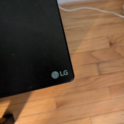 LG Sound Bar Subwoofer Model LG SN6Y