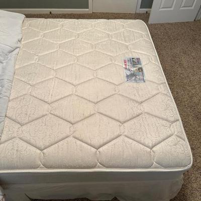 QUEEN CLEAN CLASSIC REST MATTRESS SET WITH HEADBOARD AND FRAME PLUS BEDDING