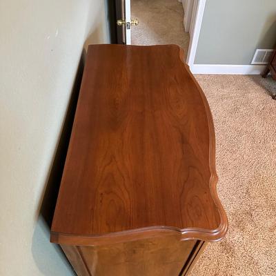5 DRAWER CHEST