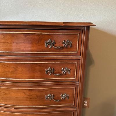 5 DRAWER CHEST