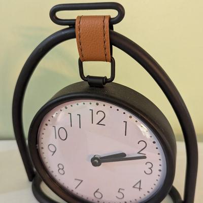 Battery Operated Clocks