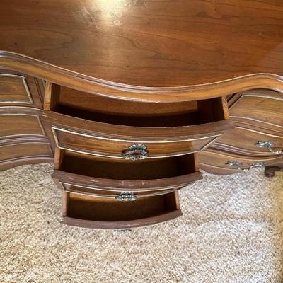 9 DRAWER DRESSER WITH MIRROR
