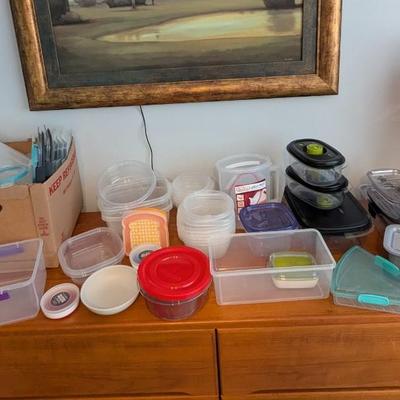 Plastic Containers With Lids