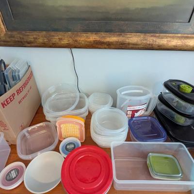 Plastic Containers With Lids
