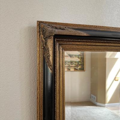 FRAMED WALL MIRROR