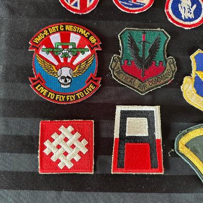 VINTAGE MILITARY PATCHES