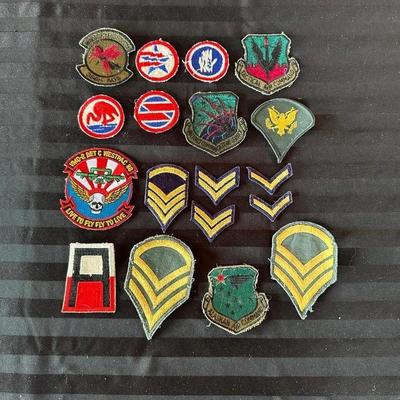 VINTAGE MILITARY PATCHES