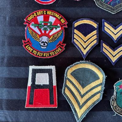 VINTAGE MILITARY PATCHES