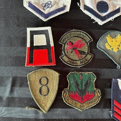 VINTAGE MILITARY PATCHES