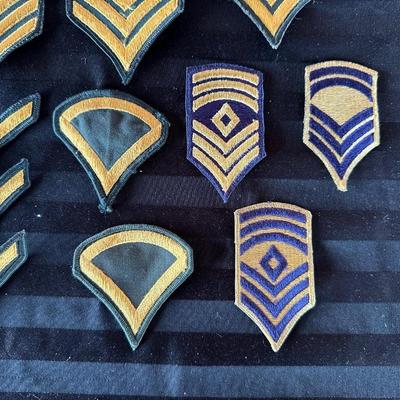 VINTAGE MILITARY PATCHES