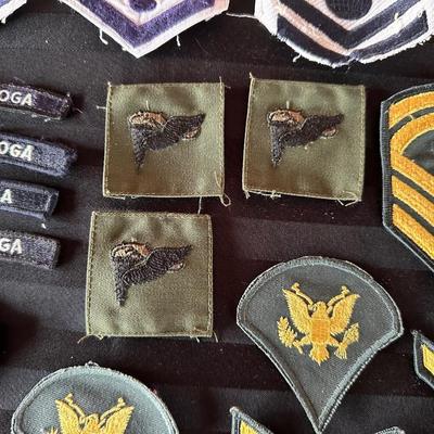 VINTAGE MILITARY PATCHES