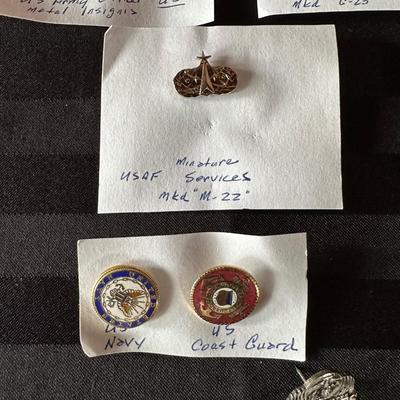 MILITARY PATCHES AND PINS