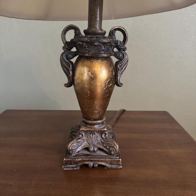 END TABLE WITH LAMP