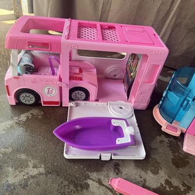 BARBIE DREAMHOUSE AND DREAMCAMPER