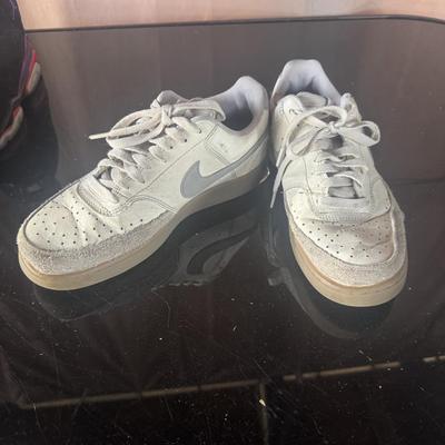 NIKE AIR JORDAN AND NIKE TENNIS SHOES