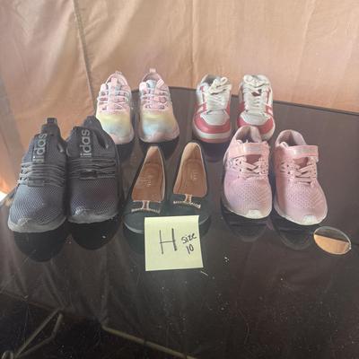 GIRL'S SIZE 10 SHOES