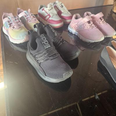 GIRL'S SIZE 10 SHOES