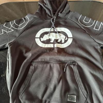 HOODIE AND LIGHTWEIGHT JACKET SIZE LARGE