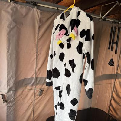 ADULT COW COSTUME/PAJAMAS
