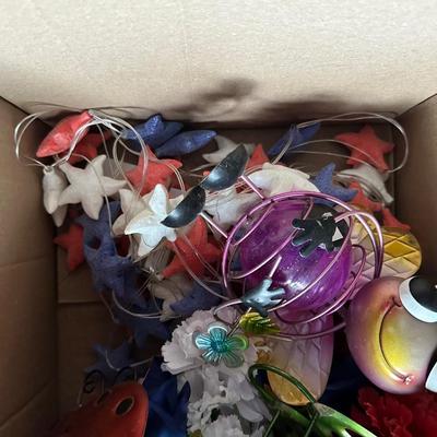 VARIOUS HOLIDAY DECORATIONS