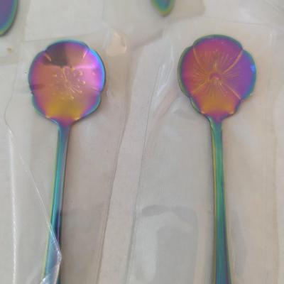 Array Of Teaspoons
