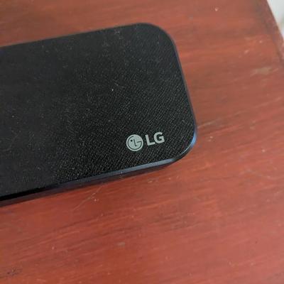LG Wireless Sound Bar Model SN6Y With Remote