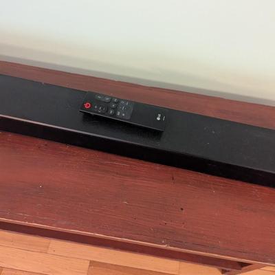 LG Wireless Sound Bar Model SN6Y With Remote