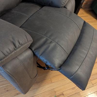 Electric Recliner with Adjustable Head Rest & Extension Feature