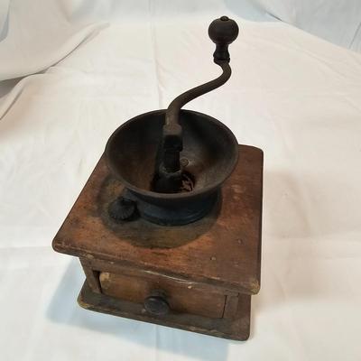 Griswold Cast Iron Ware & More (K-JS)