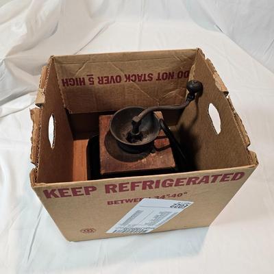 Griswold Cast Iron Ware & More (K-JS)