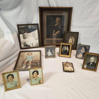 Collection of Various Family Portraits and Frames (K-JS)