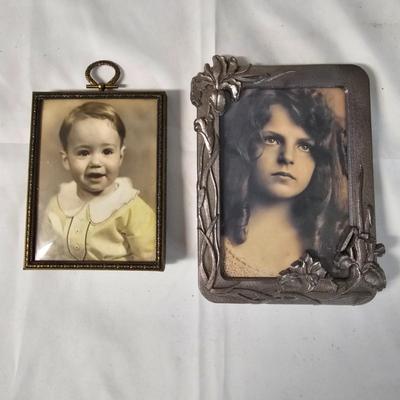 Collection of Various Family Portraits and Frames (K-JS)