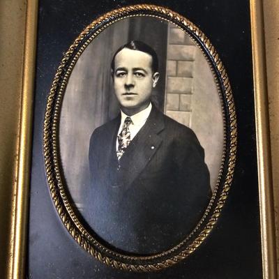 Collection of Various Family Portraits and Frames (K-JS)