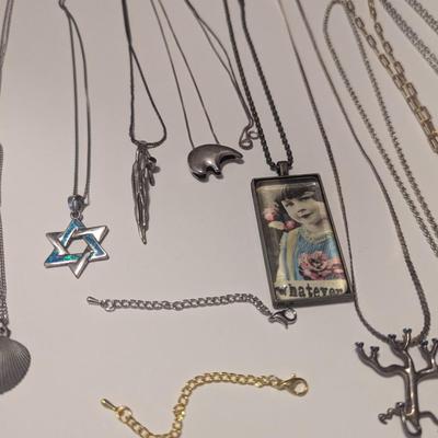 Assortment Of Costume Jewelry - .925 Star Necklace 5g