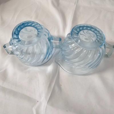 Texas Ware, Pyrex & More Kitchen Items (K-JS)