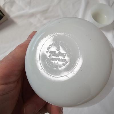 Texas Ware, Pyrex & More Kitchen Items (K-JS)