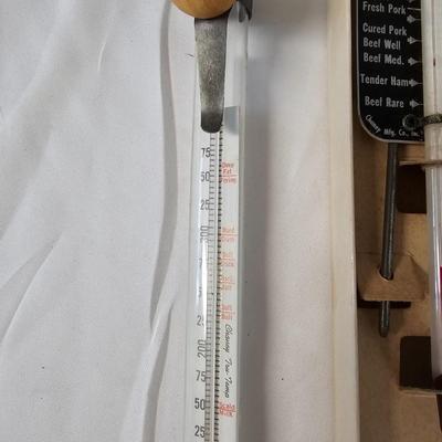 Texas Ware, Pyrex & More Kitchen Items (K-JS)