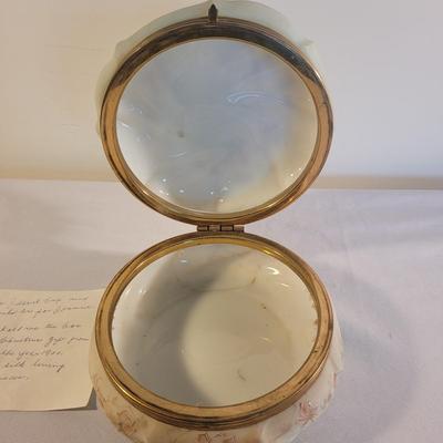 Antique Jewelry Box and Fashion Ads (LR-EL)